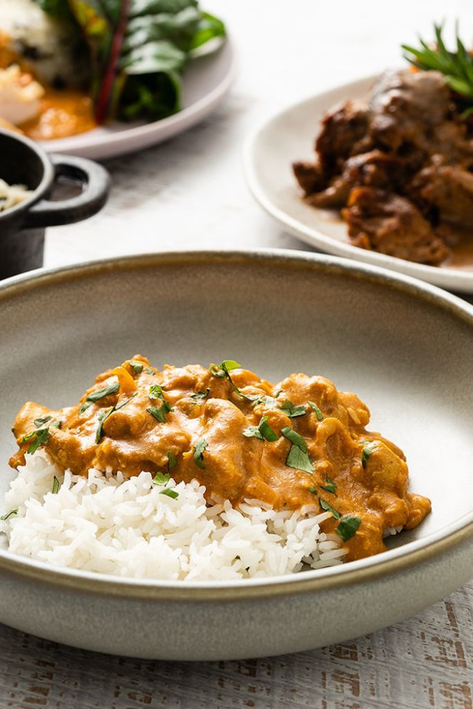 Delight in the flavors of our 500g Butter Chicken, a creamy and aromatic dish perfect for 2-3 servings.