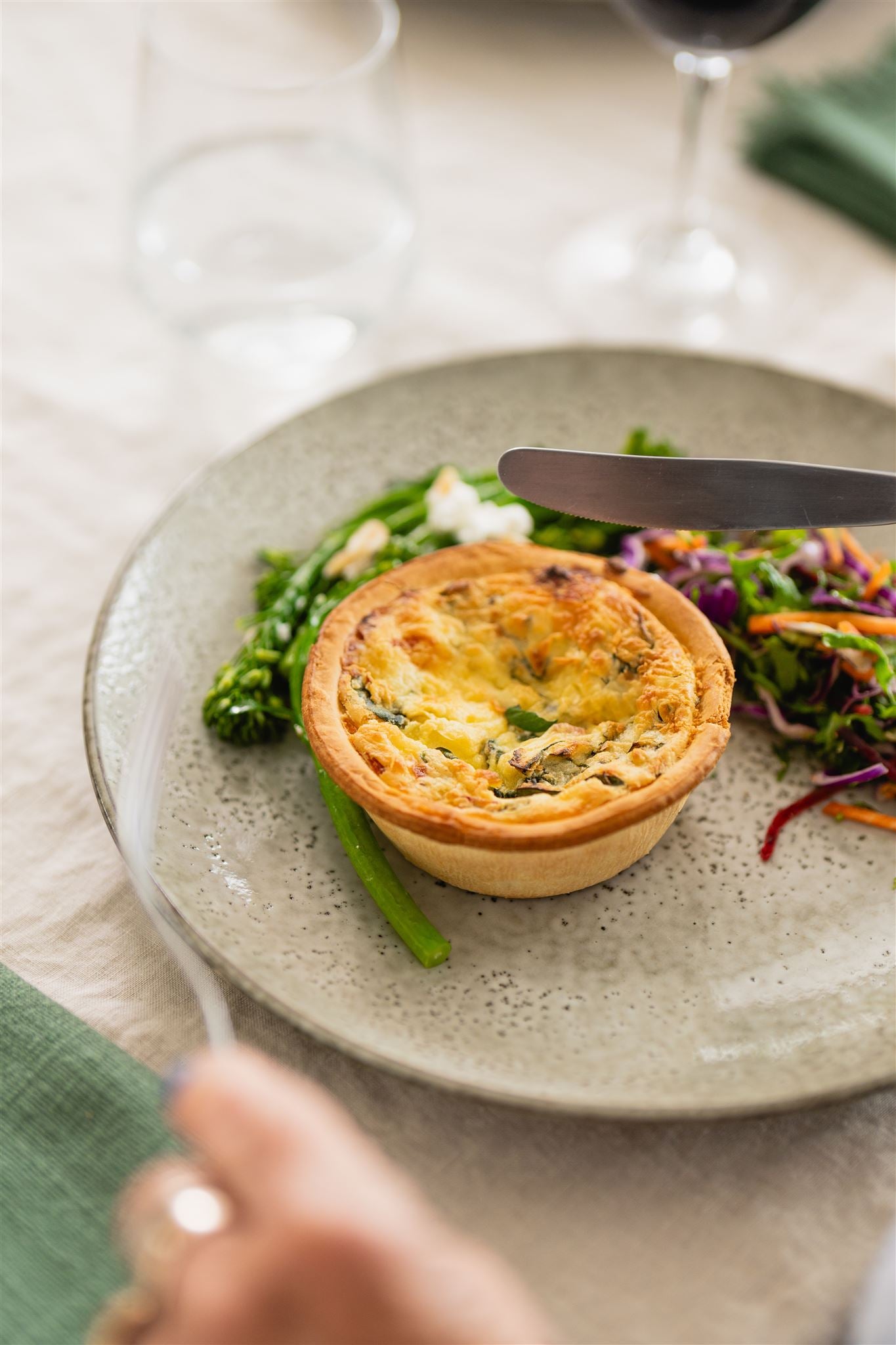 Quiche & Seasonal Vegetables | Serves 1