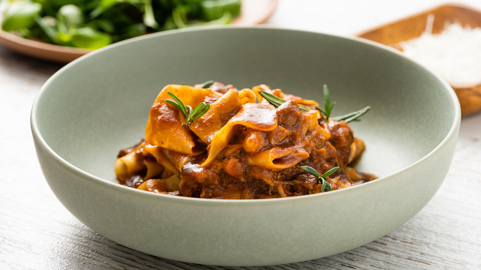 Satisfy your cravings with our 500g Slow Cooked Ragu Sauce, a quick and delicious meal option for 2-3.Experience the convenience of our 500g Slow Cooked Ragu Sauce, perfect for serving 2-3 over fresh pasta.